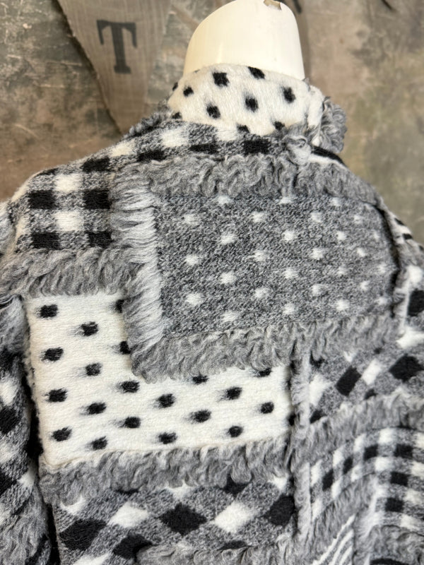 25752 Texture Mix Jacket