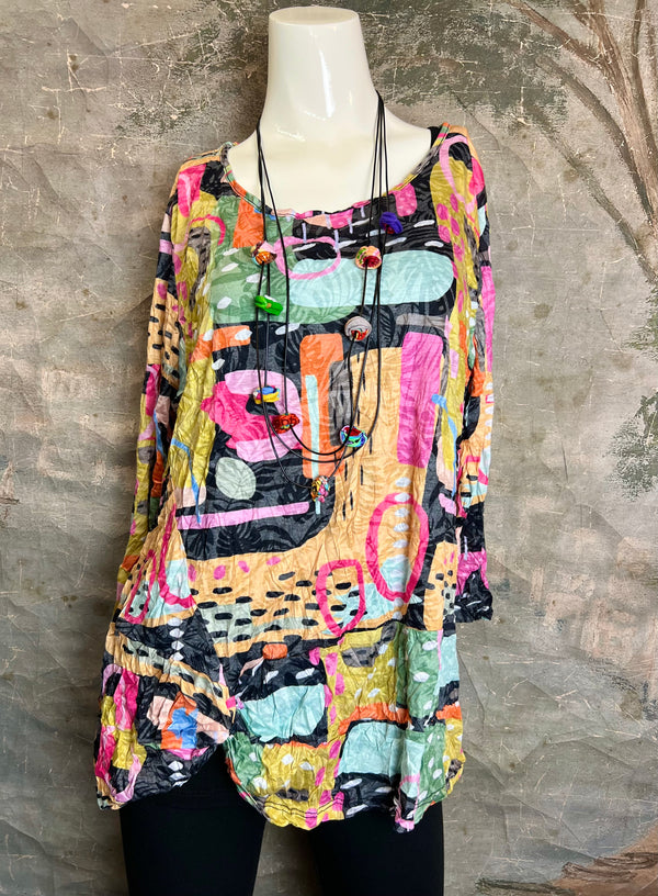 25016 Crinkle Knot Top