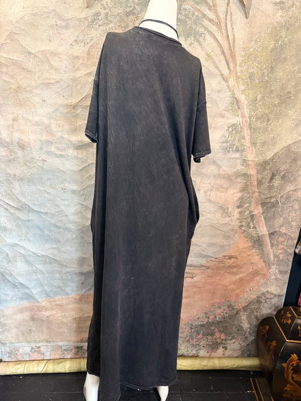 T839 Short Sleeve T-Shirt Dress-Black/Indian