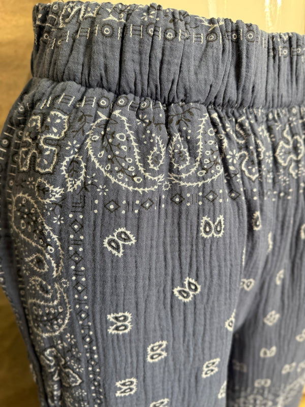 5791 Bandana Crop Pant-Navy
