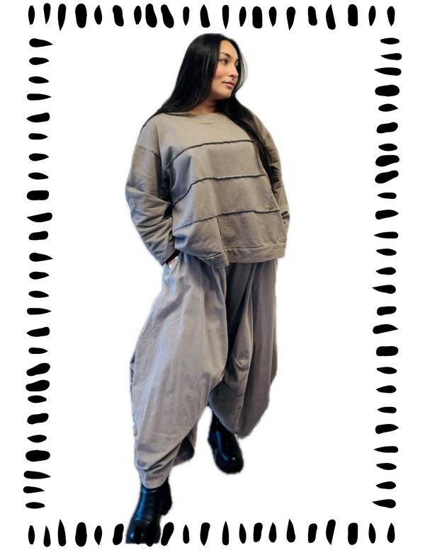 92052 Vintage Pullov Sweatshirt Top-Mocha