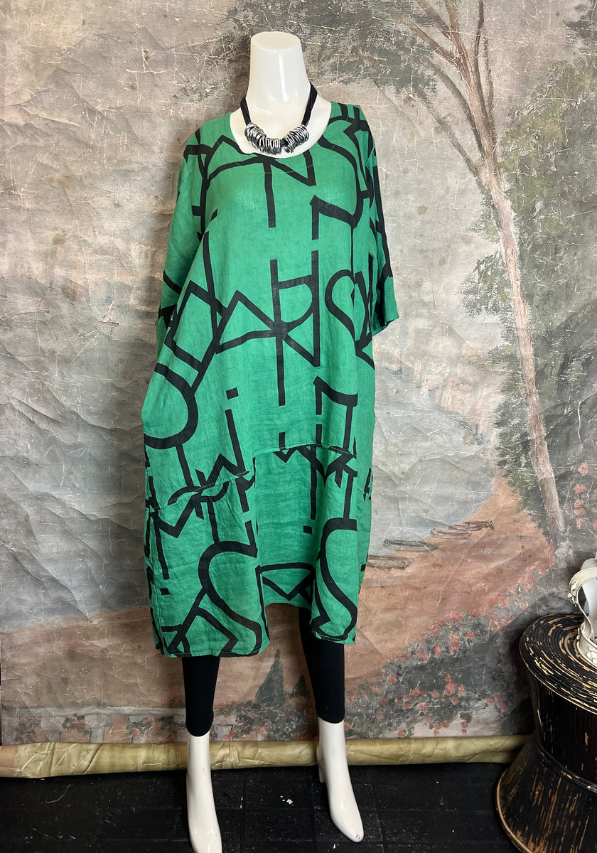 91470 S/Slv Tunic Letter Dress-GUCCI GREEN – Absolutely Abigail's