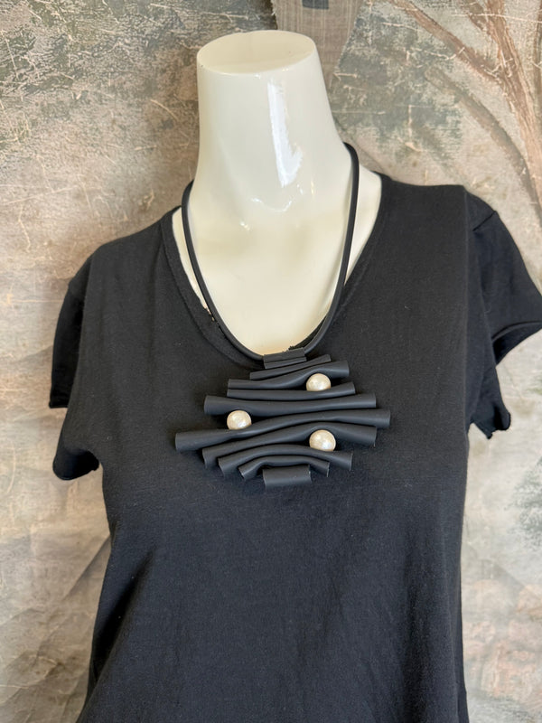 455 Drama Mariels Necklace