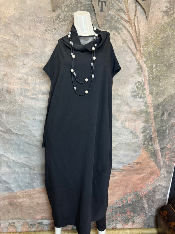 92009 Cocoon Sweatshirt Dress-Black