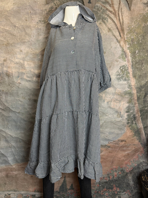 5569 Judy Hoodie Short Dress-Black/White