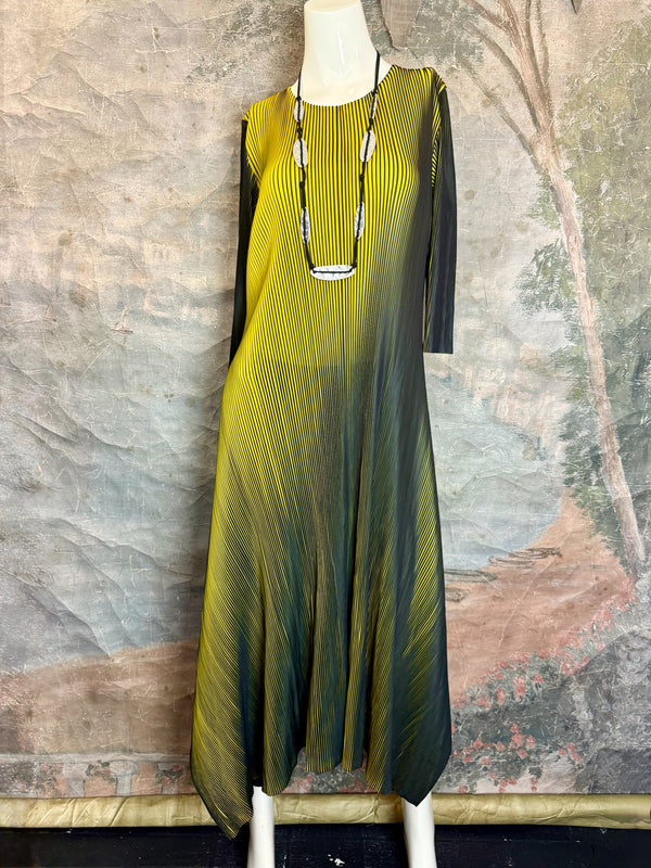 88227 Kinetics Artistry Dress