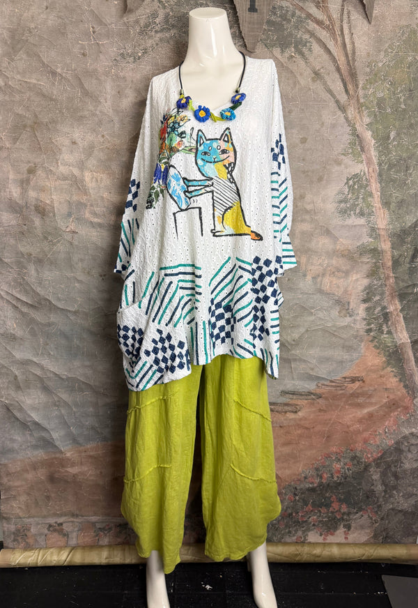 T1196 Vneck Dolman High-low Top-CAT-Astrophy