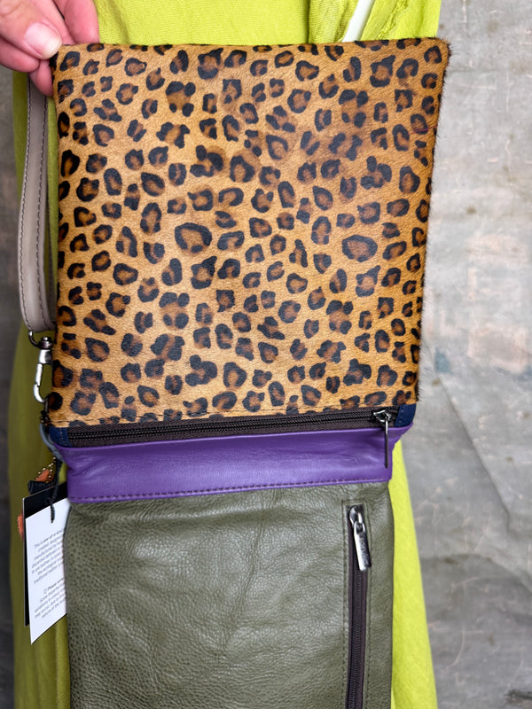 Soruka burgundy leather crossbody bag with orange trim and silver zipper, colorblock mini purse with chain strap - 7
