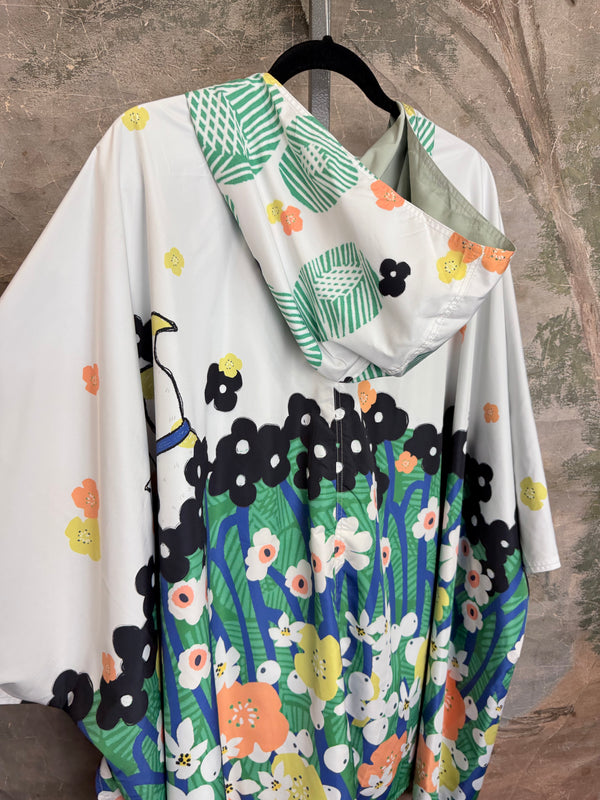 Inoah's Artful 2 Look Raincape-Duke & Daisy