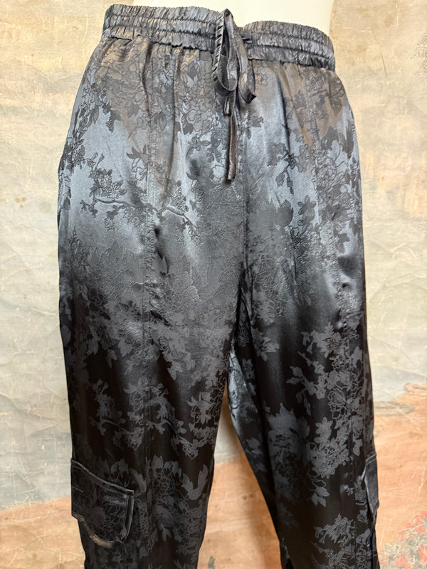 5673 Satin Jacquard Joggers-Black