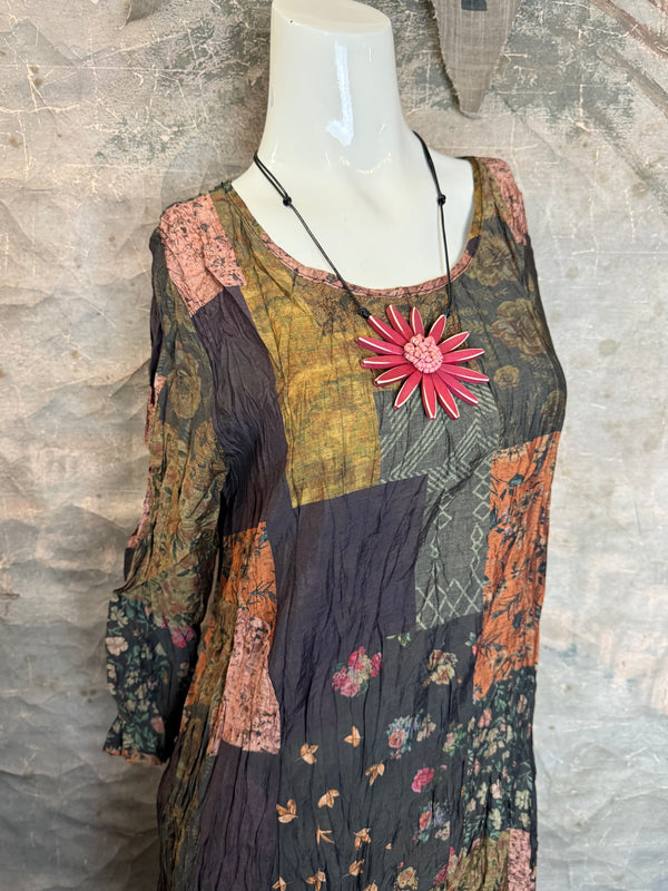 25517 Crushed Sharkbite Dress