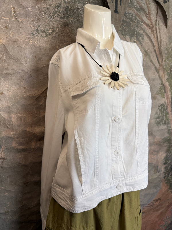 LIN7403 LULA B TRAVEL JKT-WHITE