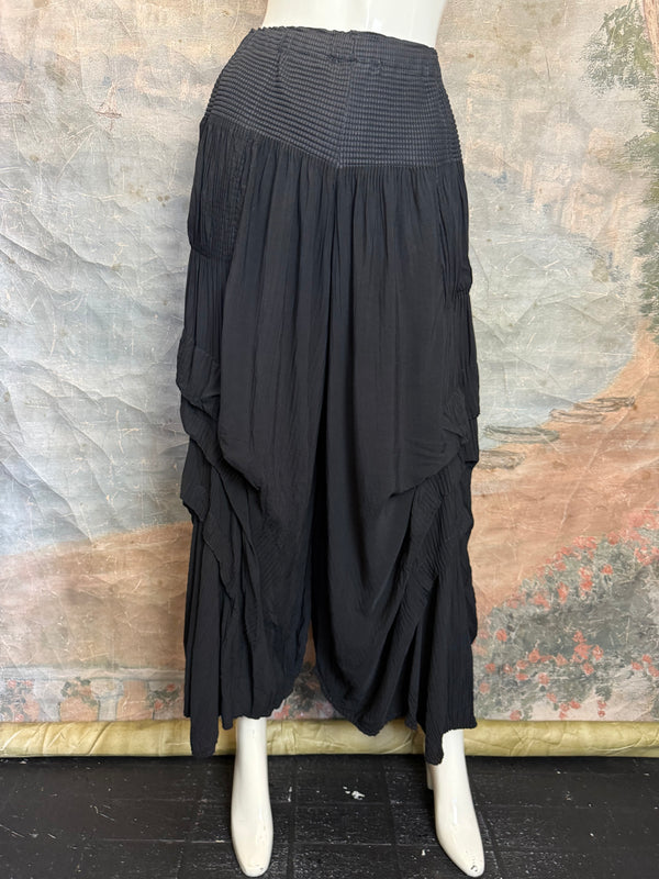 88514 Crinkle Pleat Pants