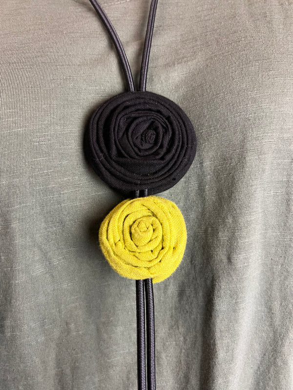 N135 Double Dot Bolo Necklace