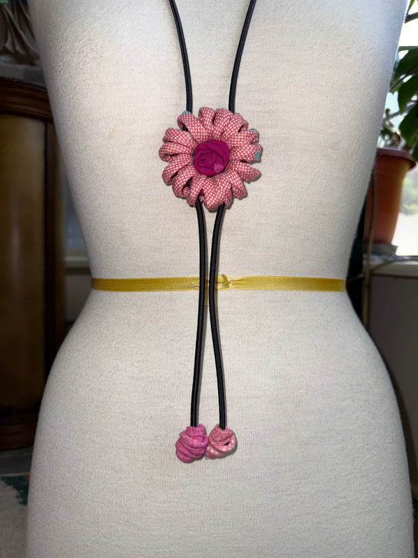 26N123 Single Mum Bolo Necklace-Pink