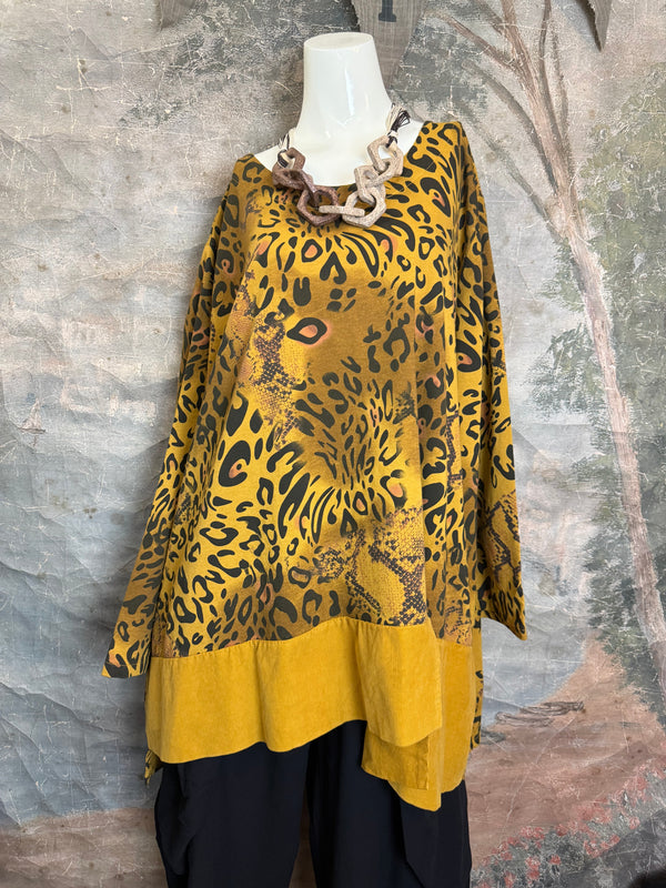 91919 Leopard Print Pullover-Mustard