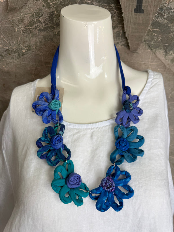26N145 Coneflower Combo Necklace-C Blues Mix