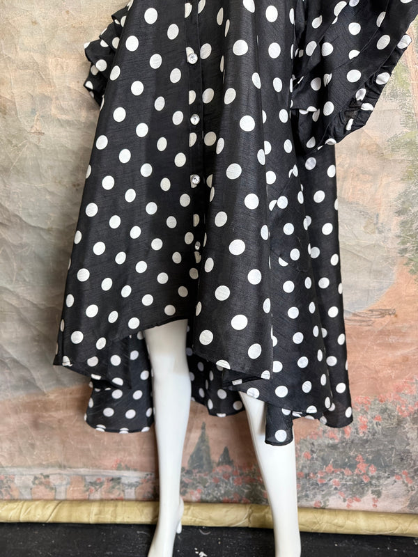 AD26-01 The High-Low Echo Dress-Paris Polka