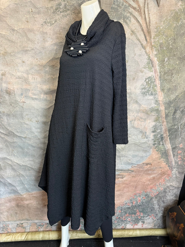 D535 Waffle Knit Cowlneck Dress