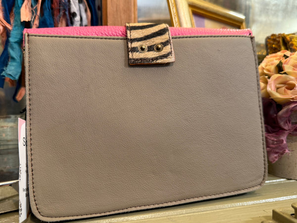 81010 Grace Reversible Loop-A