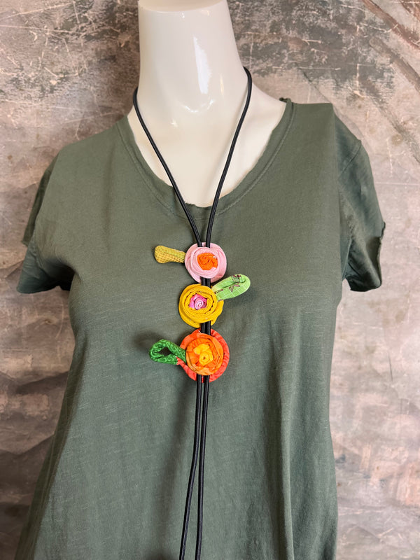 3161 V-Neck Raw Edge Tee-Olive