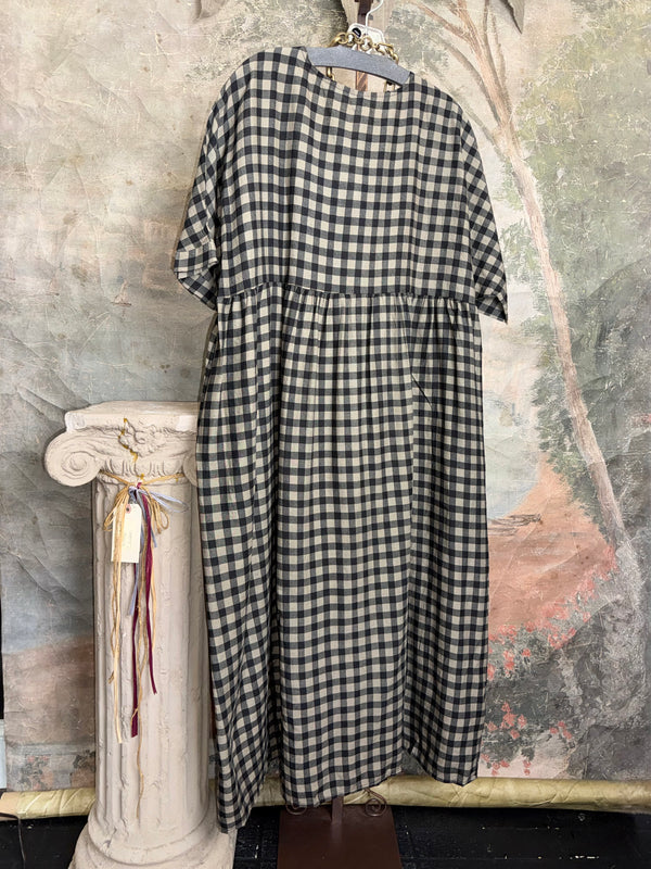 9429 Relaxed Silhouette Dress