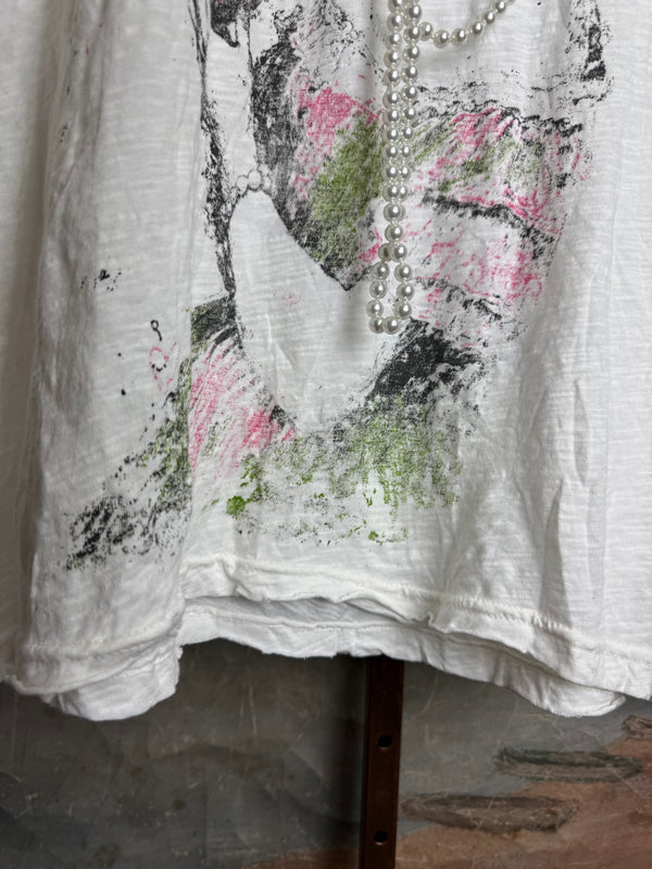 JG- Art is Freedom Berry Tee