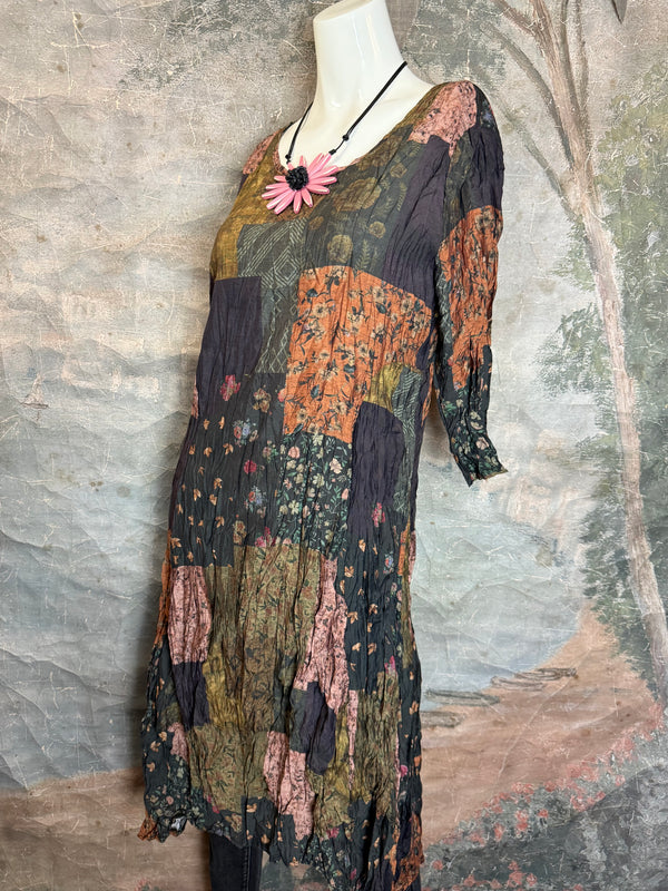 25517 Crushed Sharkbite Dress