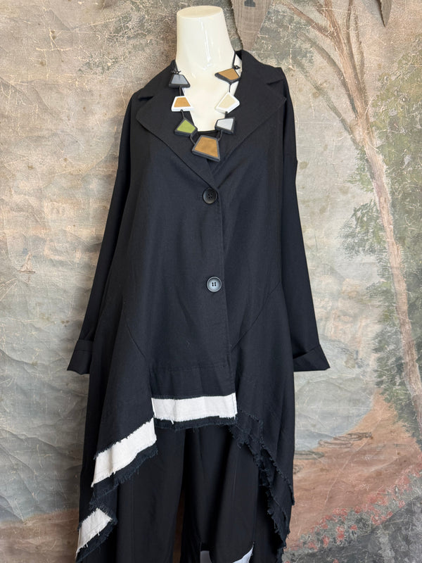 32302 Med to Long Blazer Jkt W/Trim-Black