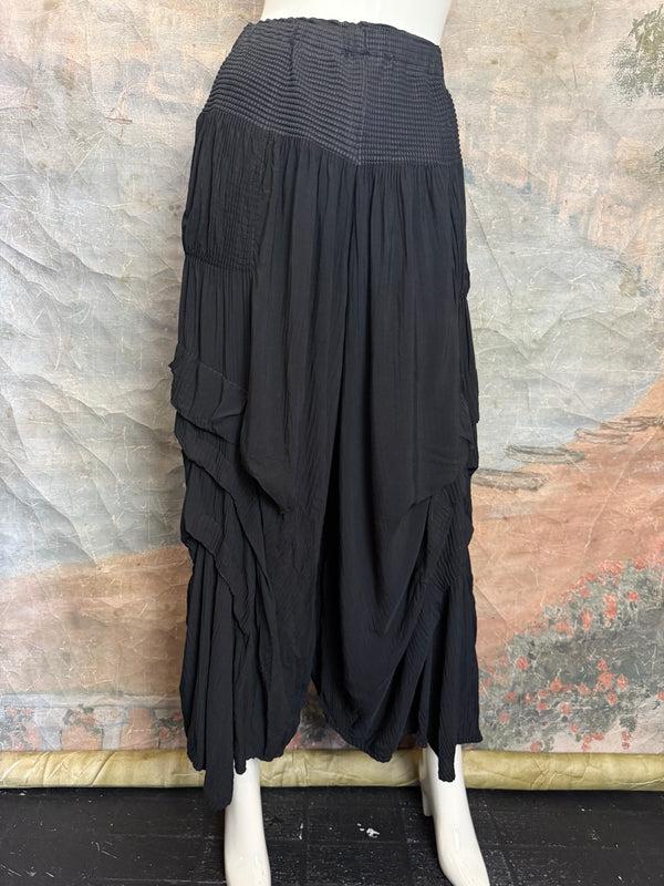 88514 Crinkle Pleat Pants