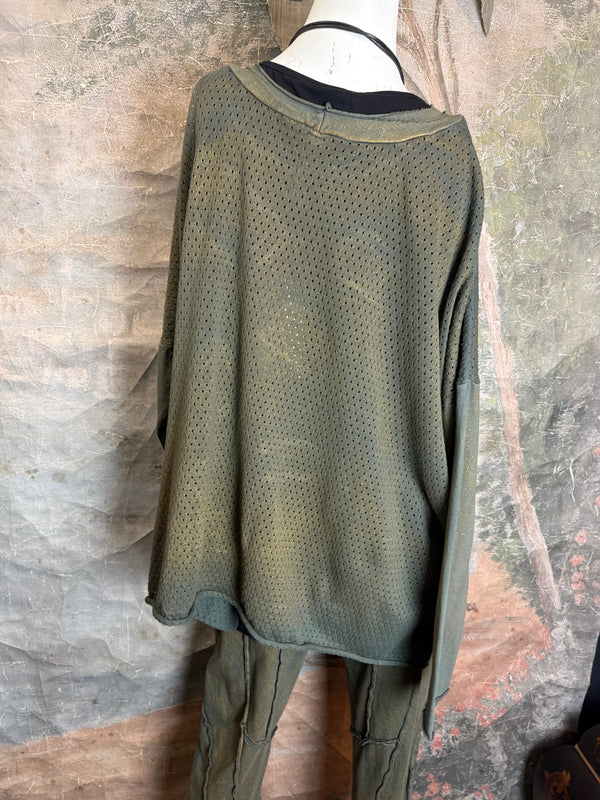 CE714 Cheer Sweater Top-Polished