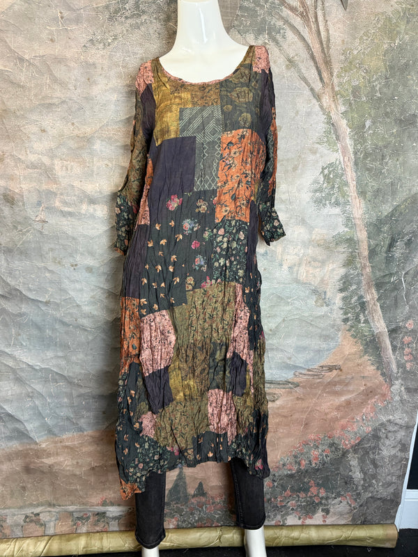 25517 Crushed Sharkbite Dress