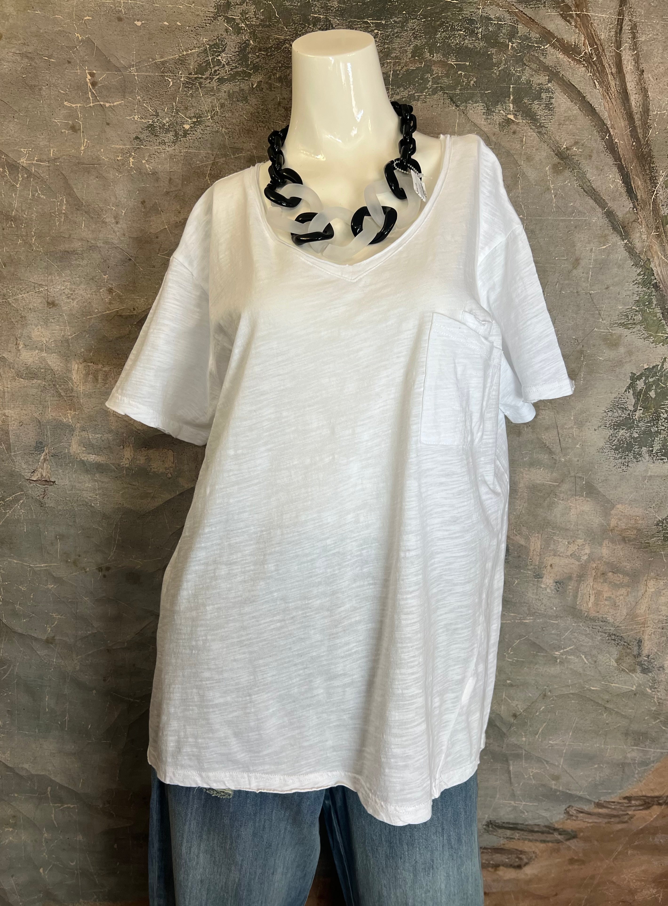 JG- Moon Dance V-Neck Tee-White – Absolutely Abigail's JG- Moon Dance V-Neck Tee-White – Absolutely Abigail's