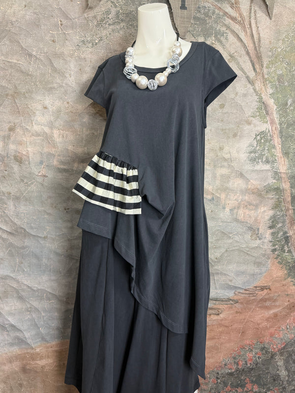 Q4020 Terra Shirt-Black