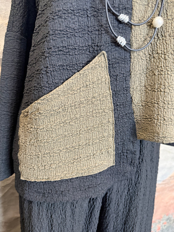 T1534 Waffle Knit Pock Top