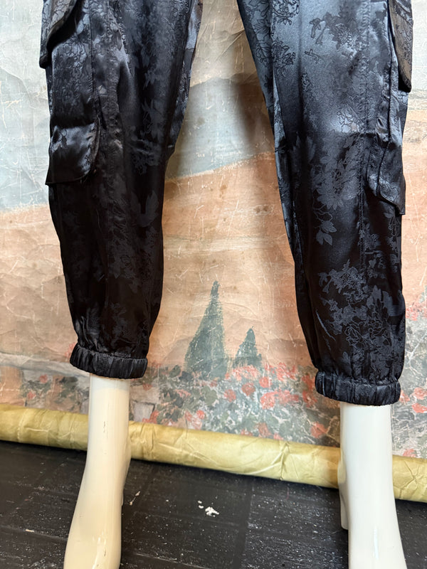 5673 Satin Jacquard Joggers-Black