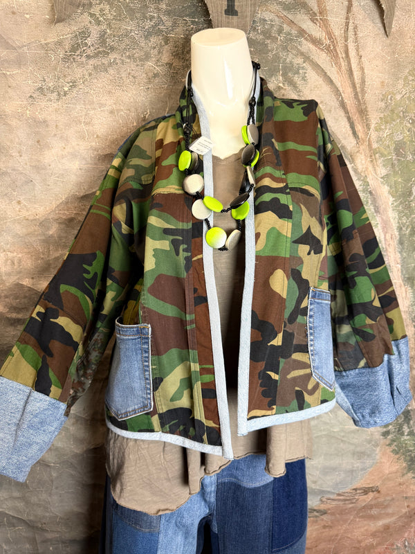 5646 Nevada Camo Mix Cardigan