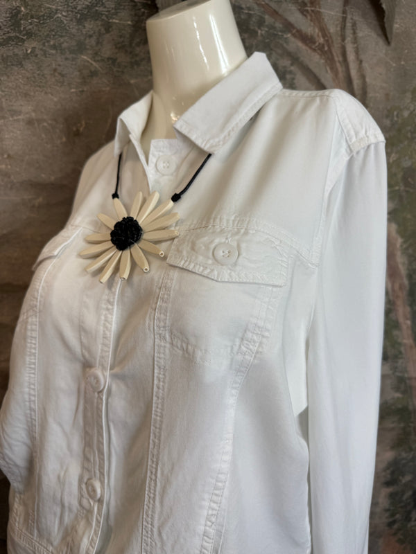 LIN7403 LULA B TRAVEL JKT-WHITE
