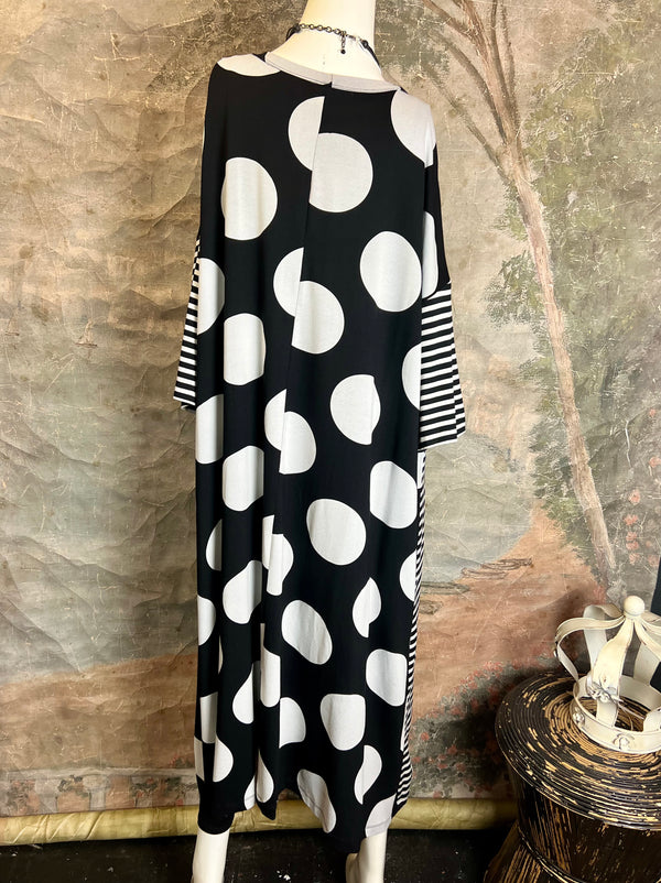 G716 Kedem Dot Cosmo Dress-Black/White