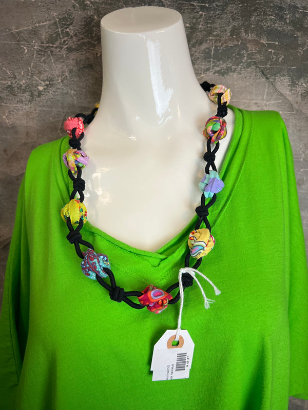 B64LG Rosebuds & Knots Necklace