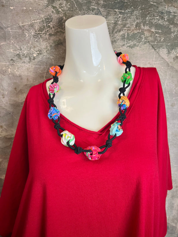 N64A LG Rosebuds/Knots Necklace