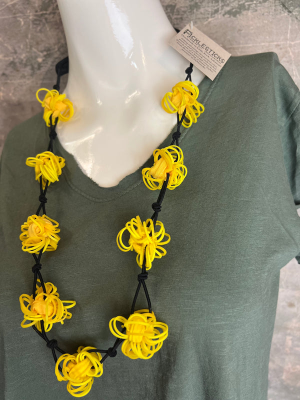 N117 Cotton Balls Necklace