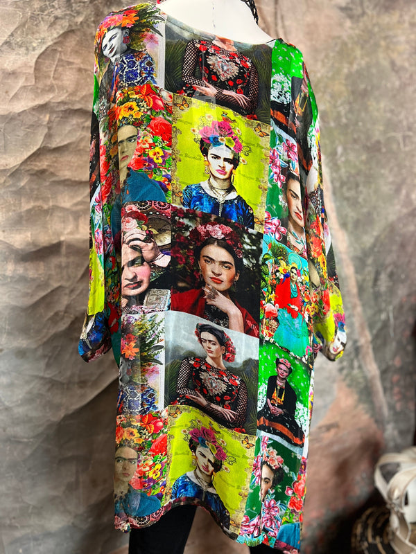 VC135CUTOP Frida Kahlo Cover Up