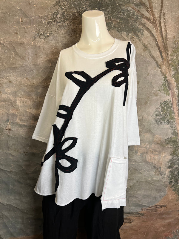 BB525 Blossom and Branch Tee-A-MIX SM/MED