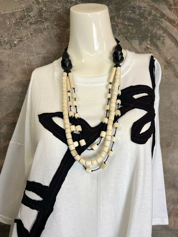 BB525 Blossom and Branch Tee-A-MIX SM/MED