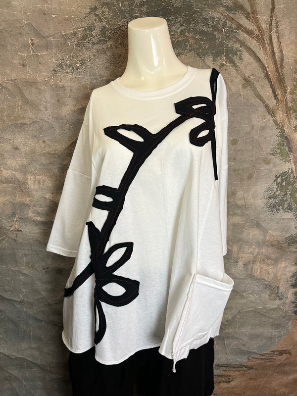 BB525 Blossom and Branch Tee-A-MIX SM/MED