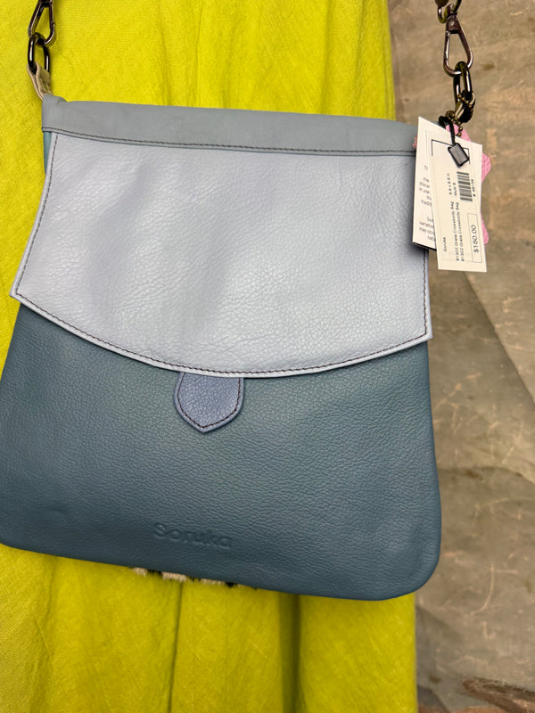 81302 Greta Crossbody Bag-A