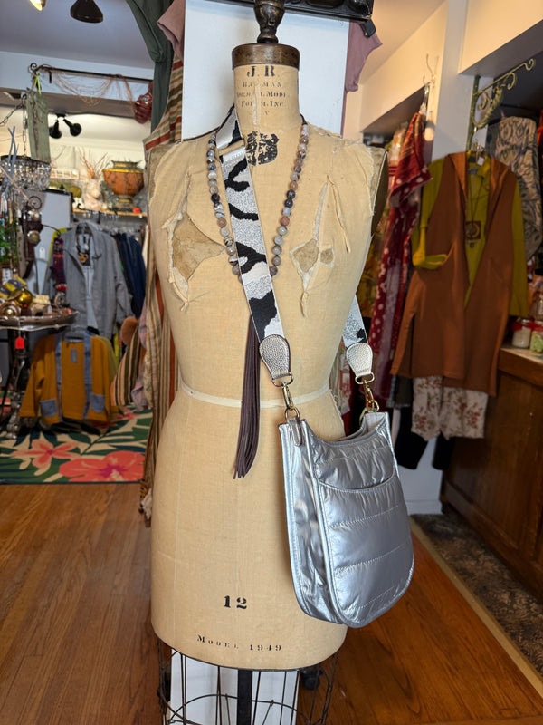 The Puffer Crossbody-Silver Marshmallow