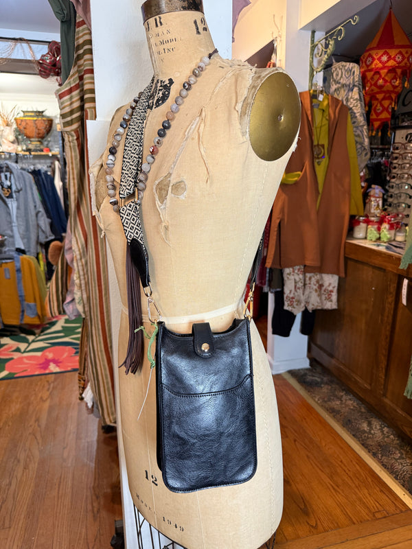 0003A Tall Tales Slim Vertical Crossbody Bag-Black