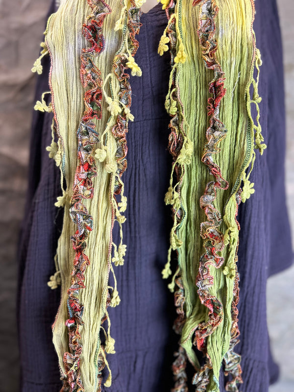 7.7. Wild Flower Mix Scarfs-G